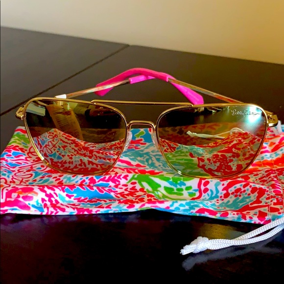 Lilly Pulitzer Accessories - Lilly Pulitzer Sunglasses new Katey Good